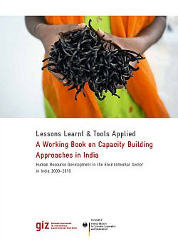 Download Broschure Capacity building